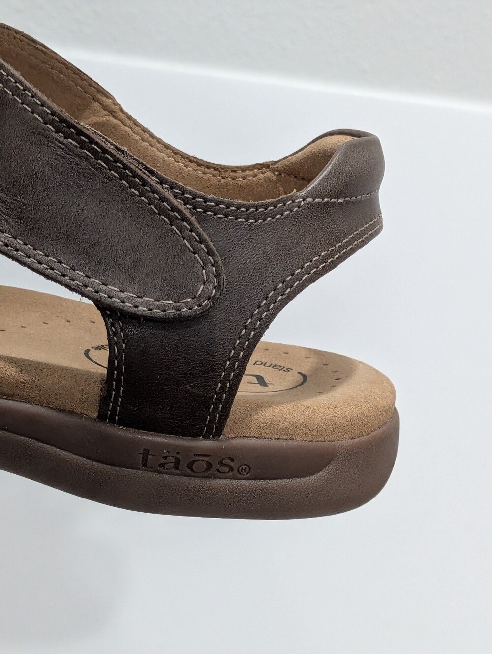 Taos Women's The Show Mocha Sandal Size 8 - Picture 4 of 13
